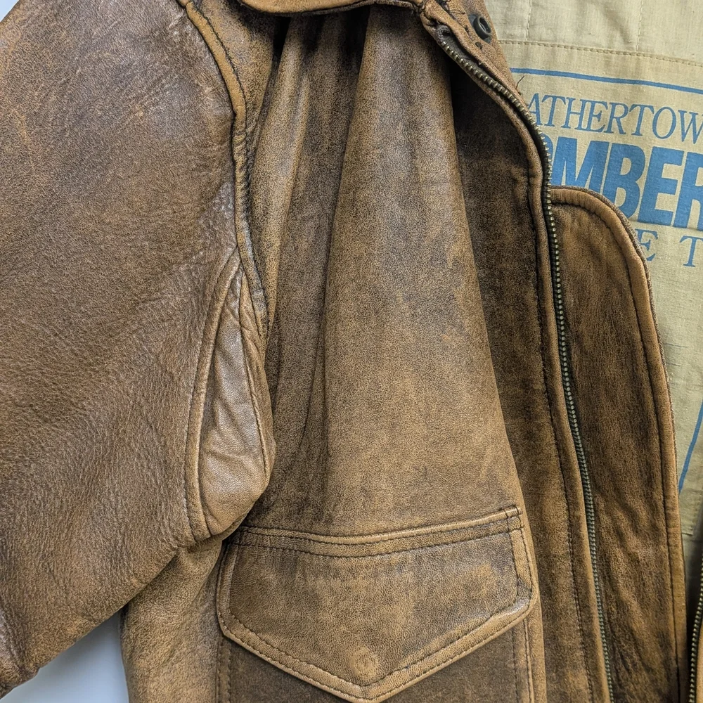 Men's Leathertown '88 Distressed Brown Leather Bomber Jacket Size L/42 - Picture 4 of 16